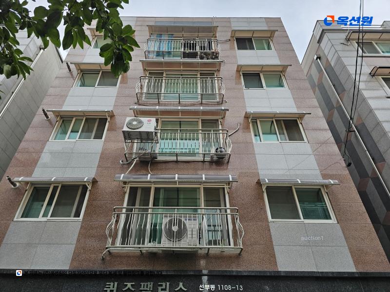 2025타경51939 경기도 안산시 단원구 화정천서로7안길 31-1, 퀸즈팰리스 4층 401호 다세대(빌라)[공급19평형] 경매 이미지