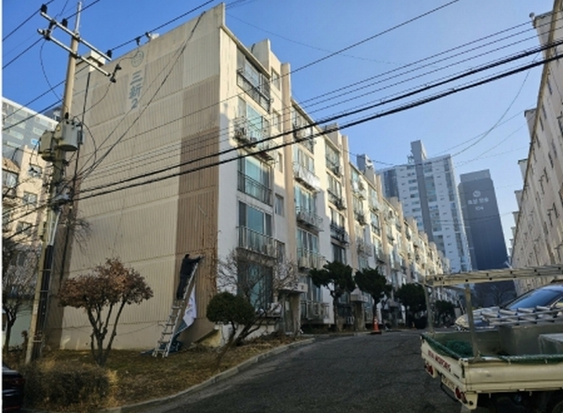 2025타경100471 경기도 의왕시 부곡중앙남6길 53, 삼신8차아파트 2동 1층 110호 아파트[공급19평형] 경매 이미지