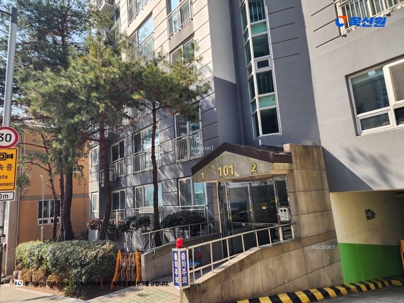 2025타경100594 부산광역시 사상구 백양대로 372-37부산광역시 사상구 백양대로○○○○, 주례센텀아파트 101동 7층 701호주례센텀○○ 아파트[공급24평형] 경매 이미지