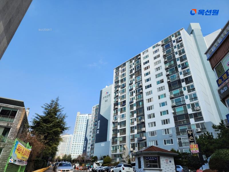 2025타경100815 부산광역시 사하구 하신중앙로 180, 신익강변타운아파트 107동 13층 1308호 아파트[공급31평형] 경매 이미지