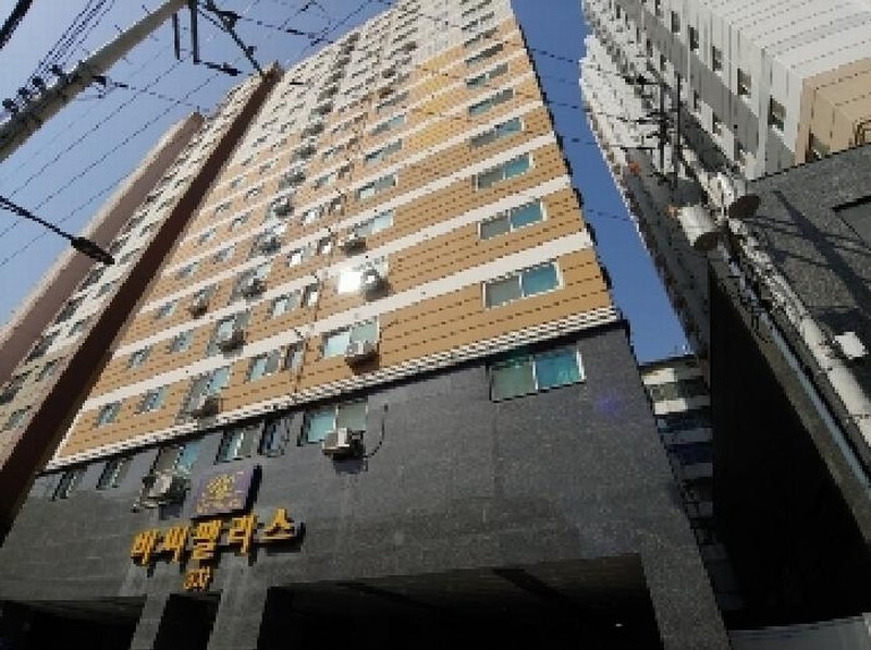 2025타경100896 경기도 군포시 군포로580번길 28, 비씨팰리스3차 10층 1004호 오피스텔[계약21평형] 경매 이미지