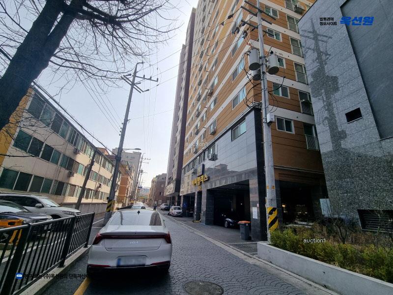 2025타경100896 경기도 군포시 군포로580번길 28, 비씨팰리스3차 10층 1004호 오피스텔[계약21평형] 경매 이미지