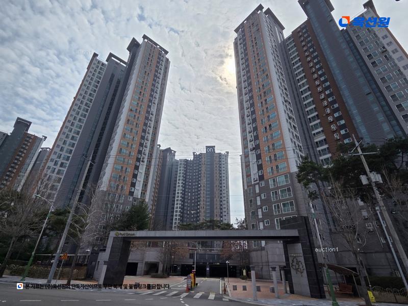 2025타경8860 대구광역시 동구 신서동 828 아파트[공급51평형] 경매 이미지