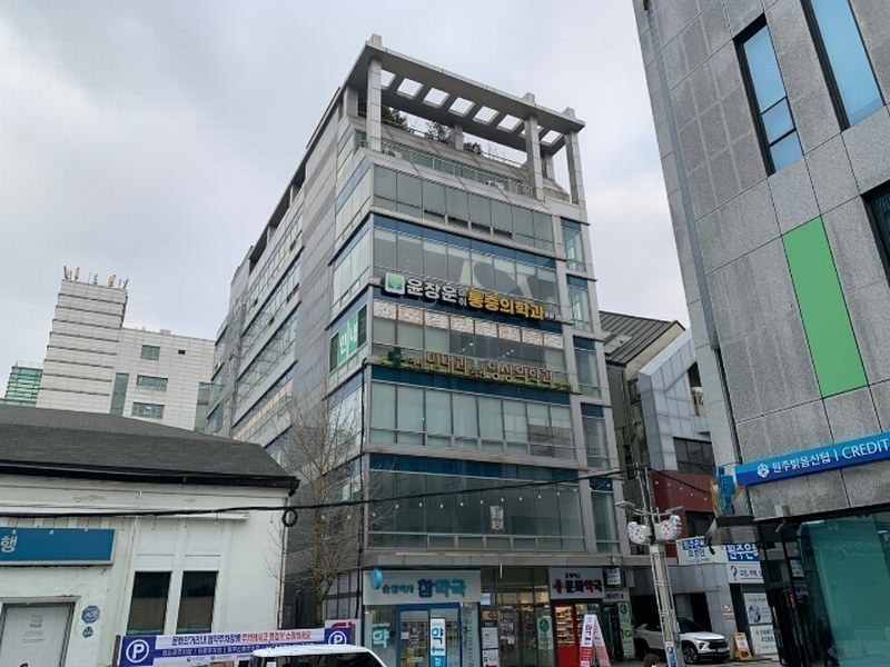 2024타경407060 강원특별자치도 원주시 중앙로 86, 구분건물 1동 2층 202호 근린상가 경매 이미지