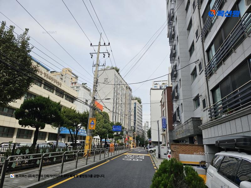 2025타경9511 서울특별시 영등포구 버드나루로15길 9(당산동), 신현빌5차 7층 704호 오피스텔 경매 이미지
