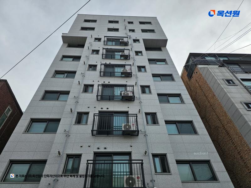 2025타경9511 서울특별시 영등포구 버드나루로15길 9(당산동), 신현빌5차 7층 704호 오피스텔 경매 이미지