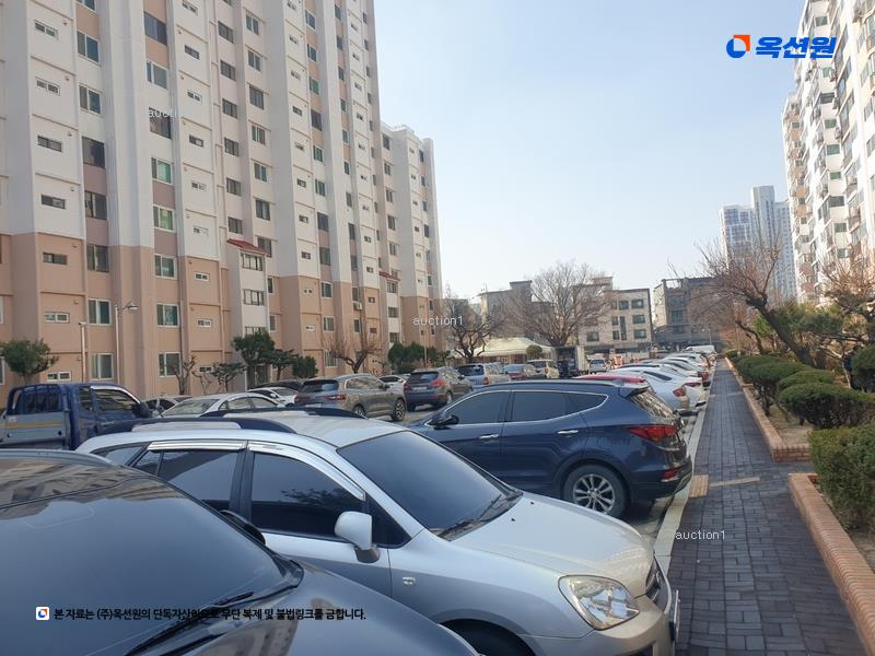 2025타경51720 충청북도 청주시 서원구 사직대로157번길 18충청북도 청주시 서원구 사직대로157○○○○, 현대아파트 101동 14층 1403호현대아파○○ 아파트[공급47평형] 경매 이미지