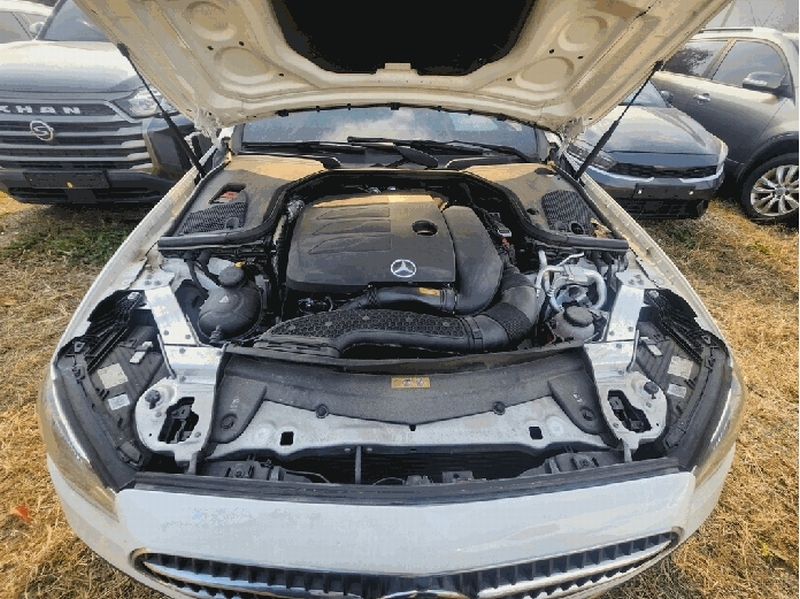 2025타경51864 충청북도 청주시 서원구 장성동 50-1, 신화보관소 Mercedes-Benz E350 4MATIC 경매 이미지
