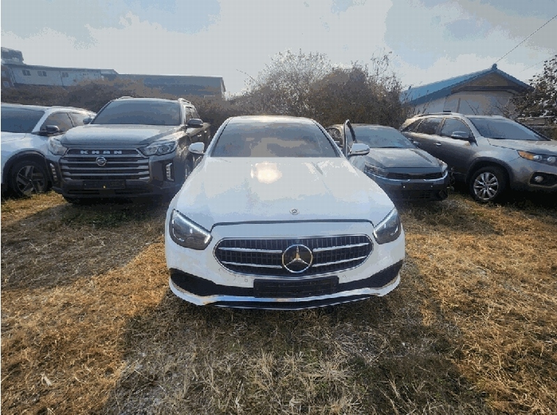 2025타경51864 충청북도 청주시 서원구 장성동 50-1, 신화보관소 Mercedes-Benz E350 4MATIC 경매 이미지