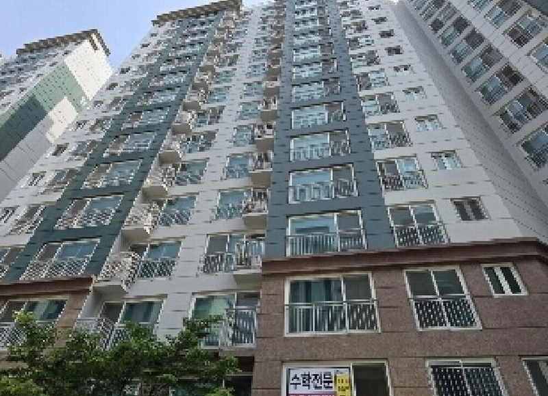 2025타경30522 충청북도 충주시 첨단산업2로 42, 충주지웰 103동 3층 302호 아파트[공급24평형] 경매 이미지