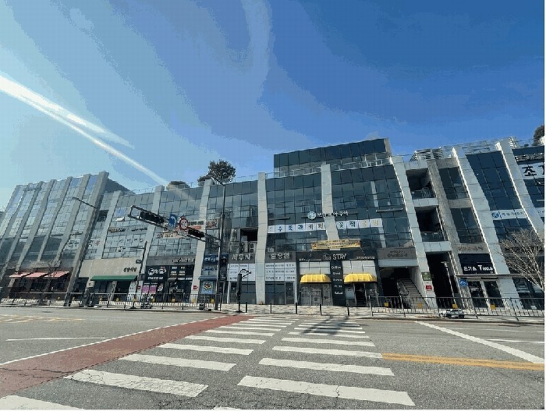 2025타경501800 세종특별자치시 시청대로 127, 강남프라자 지2층 비305호외1개호 근린상가 경매 이미지
