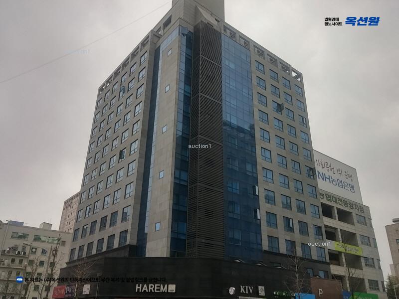 2025타경503388 대전광역시 서구 둔산로73번길 22, 블루샵 8층 820호 숙박(콘도등) 경매 이미지