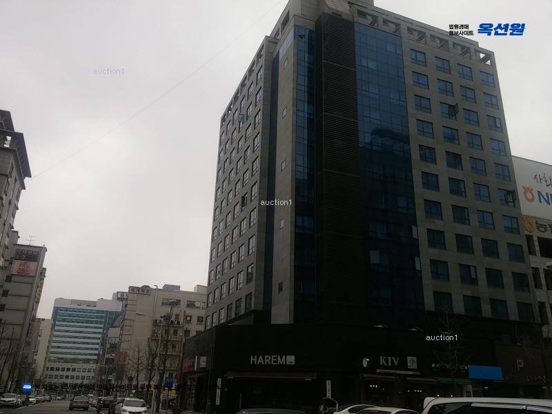 2025타경503388 대전광역시 서구 둔산로73번길 22, 블루샵 8층 820호 숙박(콘도등) 경매 이미지