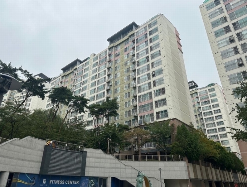 2024타경121326 경상북도 경산시 장산로4길 10, 성암산신동아파밀리에아파트 112동 1층 102호 아파트[공급46평형] 경매 이미지