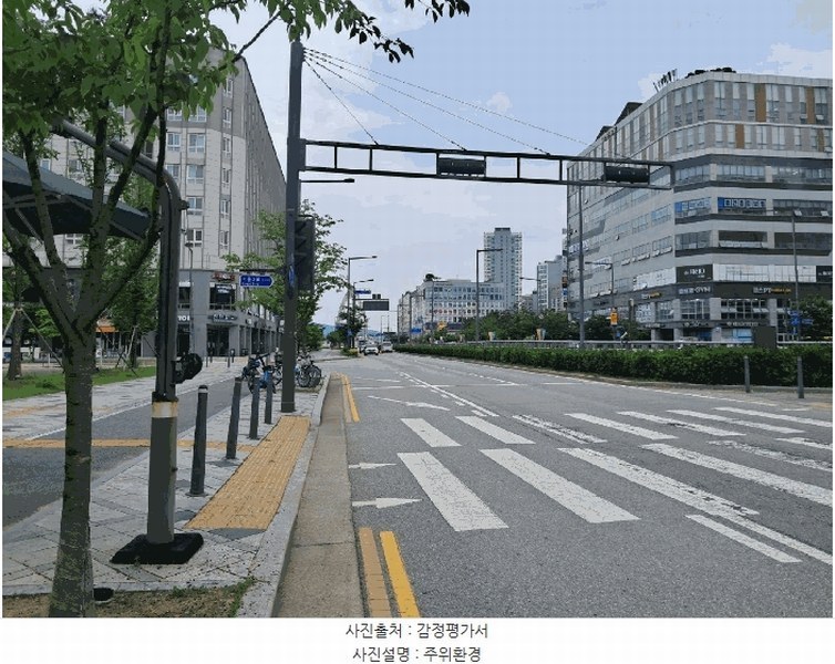 2025타경3512 세종특별자치시 한누리대로 194, 더리치세종의아침 1층 115호 근린상가 경매 이미지
