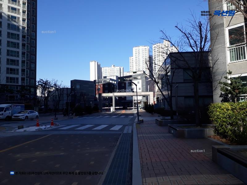 2024타경100205 충청남도 천안시 서북구 천안대로 999-7, 천안두정역이안더센트럴 106동 7층 703호 아파트[공급34평형] 경매 이미지