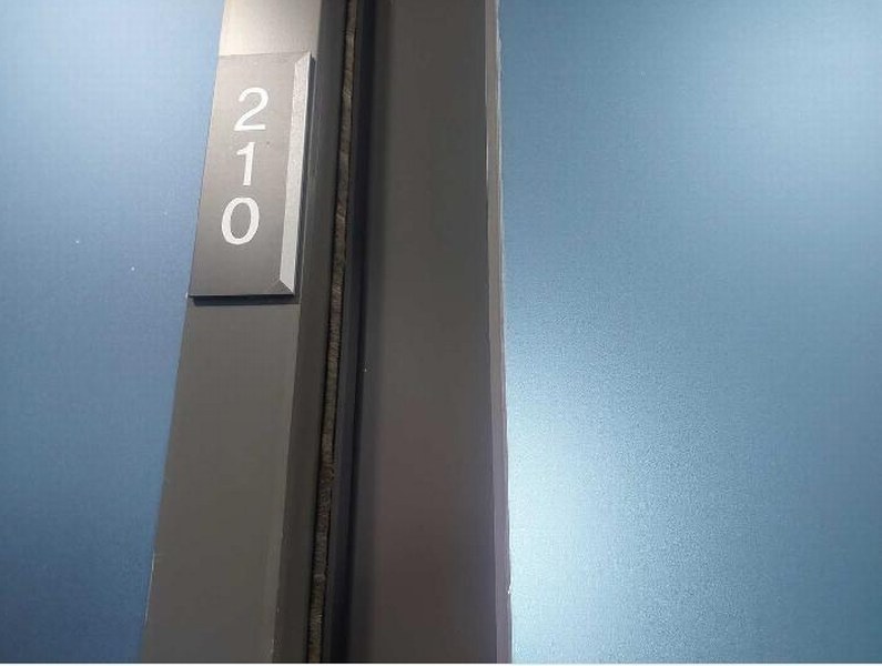 2025타경11665 충청남도 아산시 희망로46번길 8, 코아루테크노시티오피스텔 2층 210호 근린상가 경매 이미지
