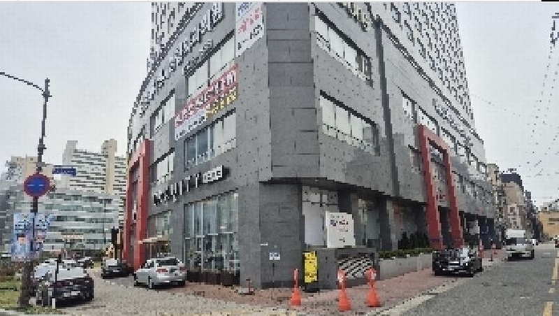2025타경424 충청남도 천안시 서북구 차돌들길 12, 천안라마다앙코르호텔 2층 204호 근린상가 경매 이미지