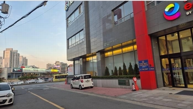 2025타경424 충청남도 천안시 서북구 차돌들길 12, 천안라마다앙코르호텔 2층 204호 근린상가 경매 이미지
