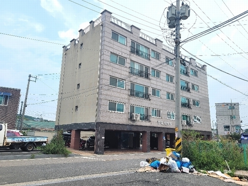 2024타경57253 충청남도 태안군 태안읍 경이정6길 11, 로얄센텀빌 3층 301호 다세대(빌라) 경매 이미지