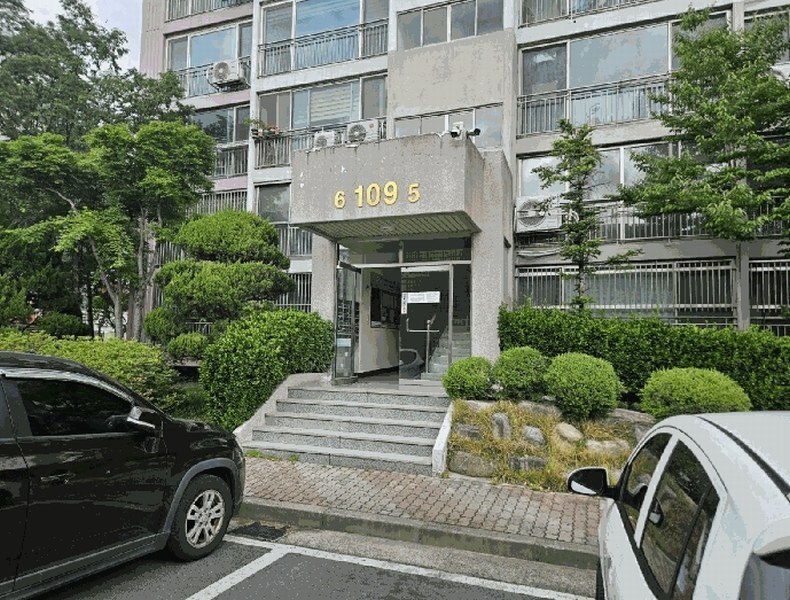 2025타경7972 경상북도 경산시 대학로9길 8, 정평현대타운 109동 1층 106호 아파트[공급30평형] 경매 이미지