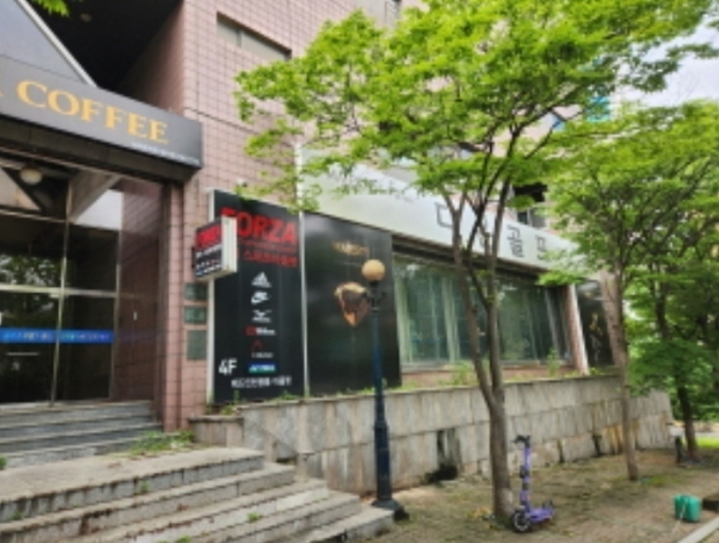 2024타경111053 대구광역시 수성구 범어동  1801 근린시설 경매 이미지