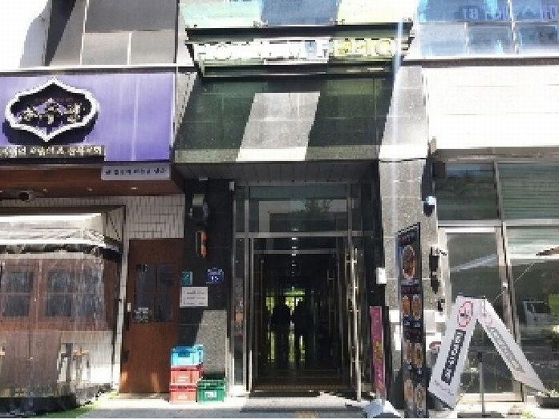 2025타경9588 서울특별시 강서구 마곡동로4길 15, 엠팰리체 2층 201호 근린상가 경매 이미지