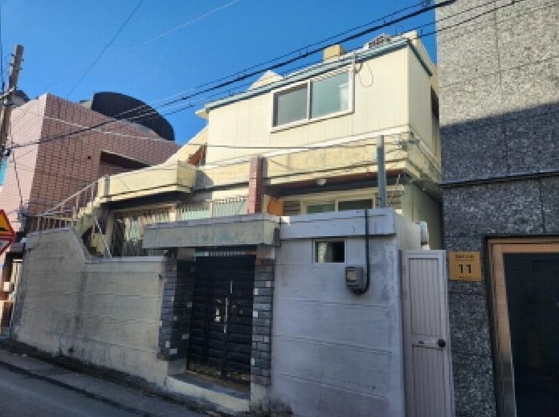 2025타경6516 대구광역시 수성구 범어동 806-3 주택 경매 이미지
