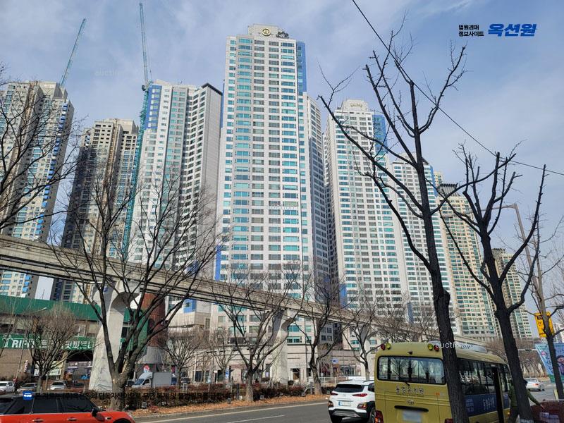 2023타경101363 대구광역시 동구 동대구로 59, 대우트럼프월드수성 7층 씨동 703호 아파트 경매 이미지