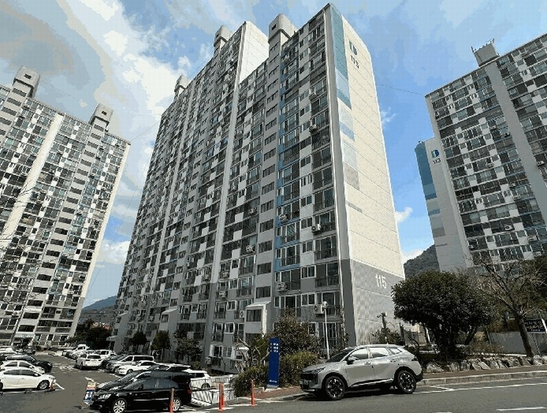 2025타경11048 경상남도 창원시 성산구 창이대로 737, 사파동성아파트 115동 24층 2402호 아파트[공급31평형] 경매 이미지