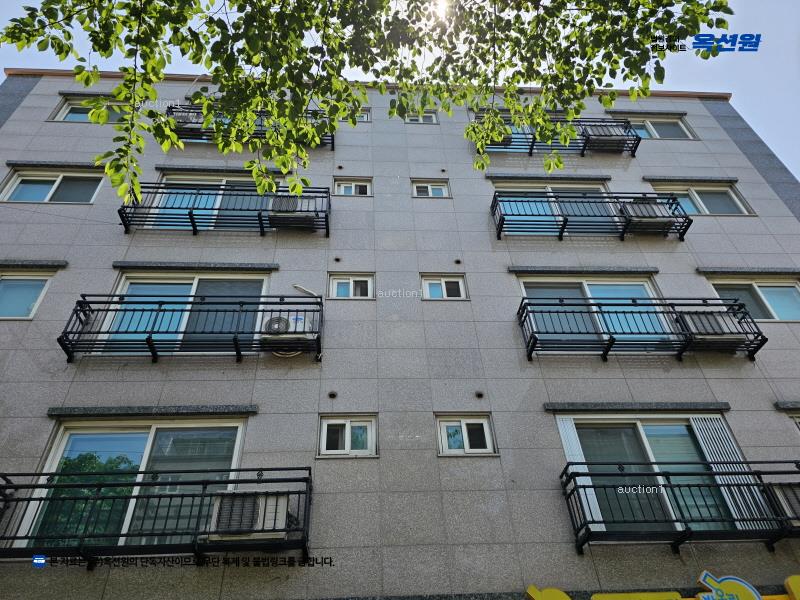 2024타경135766 서울특별시 강서구 곰달래로 204, 제이와이펠리스 2층 204호 다세대(빌라)[공급11평형] 경매 이미지