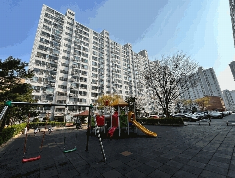 2025타경3642 경상북도 포항시 북구 대이로176번길 15, 경성홈타운 102동 12층 1205호 아파트[공급23평형] 경매 이미지