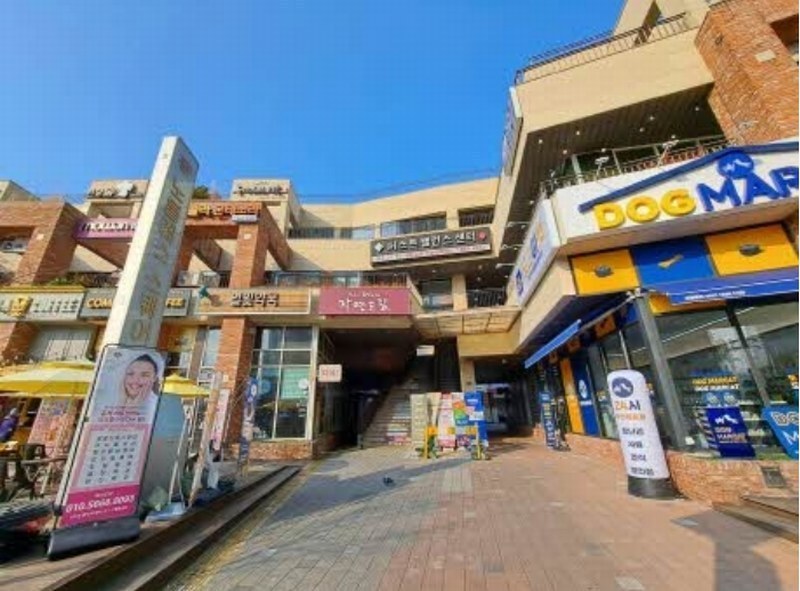 2024타경6266 부산광역시 연제구 신금로 25, 노블레스스퀘어 1층 151호 근린상가 경매 이미지