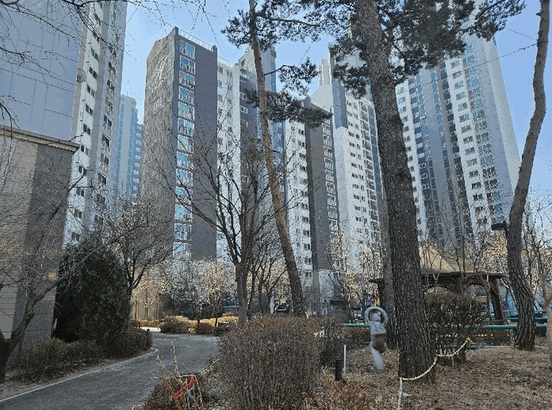 2025타경8700 서울특별시 금천구 시흥대로 165, 남서울힐스테이트 208동 10층 1002호 아파트[공급57평형] 경매 이미지