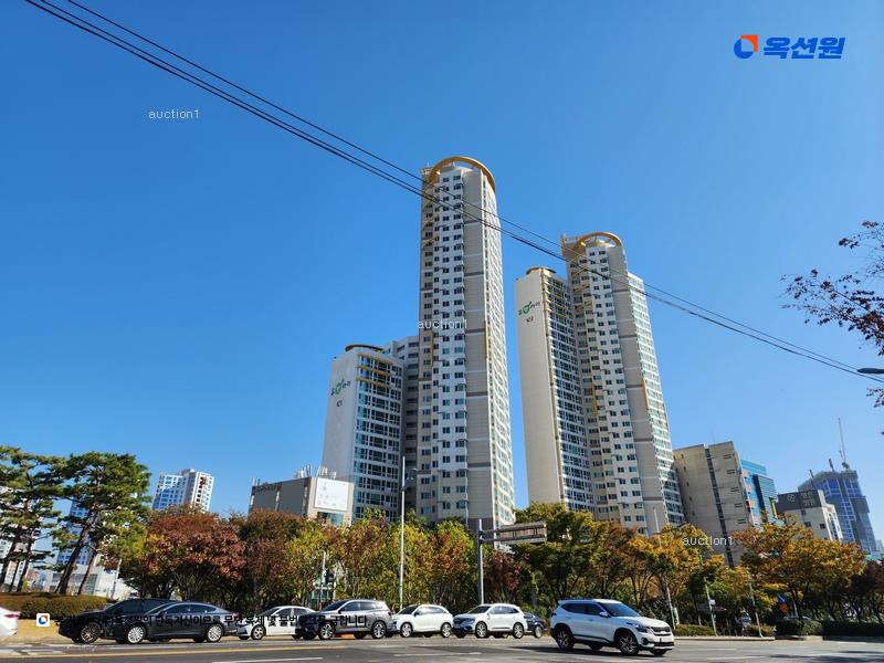 2025타경21575 부산광역시 연제구 월드컵대로 196, 거제동한일유앤아이아파트 101동 15층 1503호 아파트[공급32평형] 경매 이미지