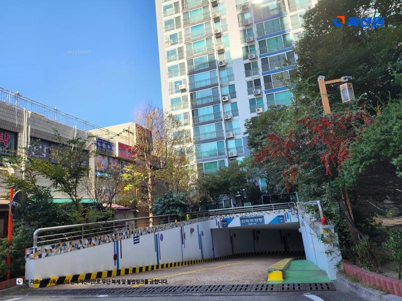 2023타경53425 부산광역시 연제구 법원북로 13, 쌍용아파트 104동 17층 1701호 아파트[공급35평형] 경매 이미지