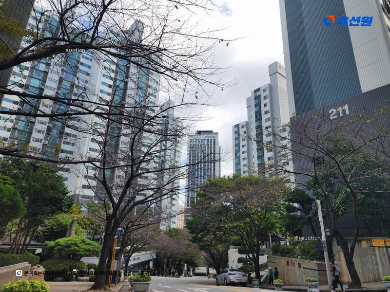 2025타경982 부산광역시 부산진구 거제대로 37, 현대아파트 209동 2층 202호 아파트[공급31평형] 경매 이미지