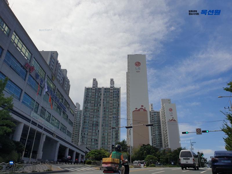 2025타경21333 부산광역시 연제구 고분로 200, 연산엘지아파트 110동 13층 1301호 아파트[공급51평형] 경매 이미지