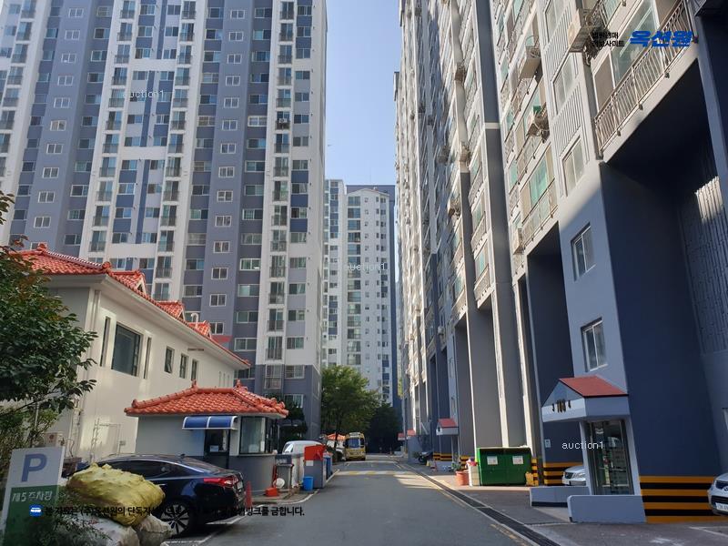 2025타경21600 부산광역시 동래구 쇠미로81번길 33, 한신아파트 108동 4층 402호 아파트[공급46평형] 경매 이미지