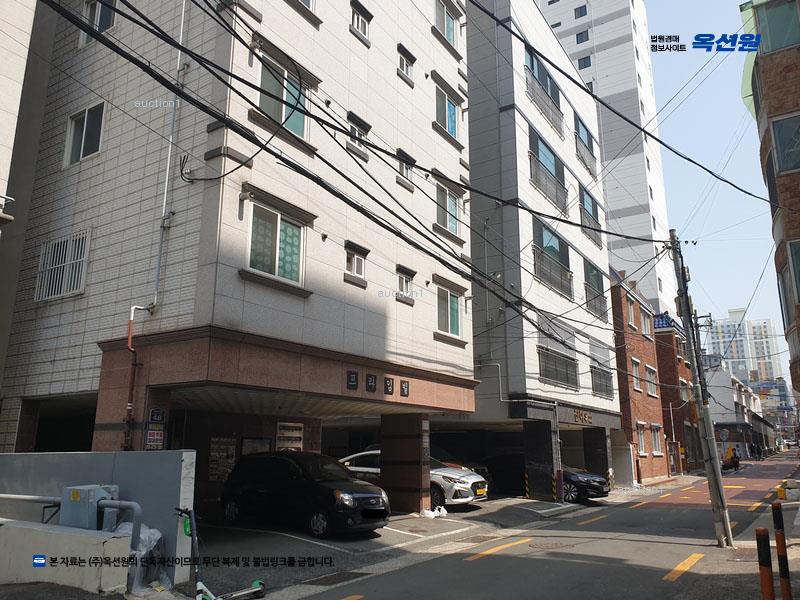 2025타경21649 부산광역시 연제구 중앙대로1065번길 48, 프라임빌 5층 501호 다세대(빌라)[공급6평형] 경매 이미지