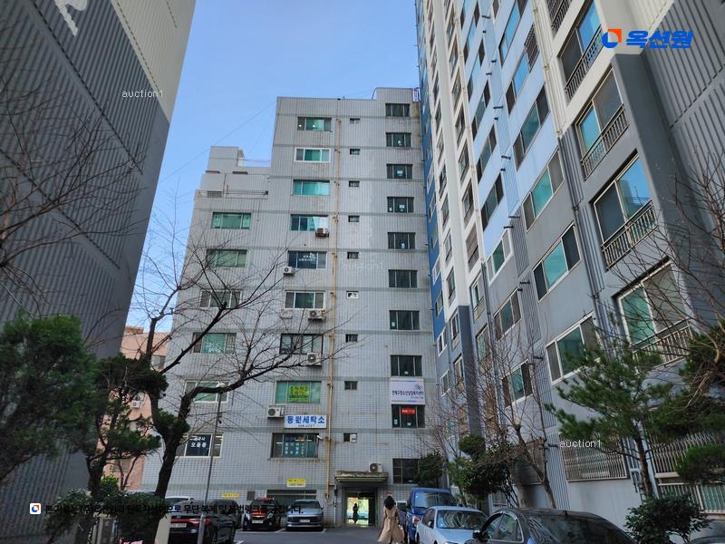 2024타경2332 부산광역시 연제구 월드컵대로243번길 19, 거제동원타워 상가23동 3층 301호 근린상가 경매 이미지