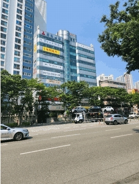 2024타경2332 부산광역시 연제구 월드컵대로243번길 19, 거제동원타워 상가23동 3층 301호 근린상가 경매 이미지