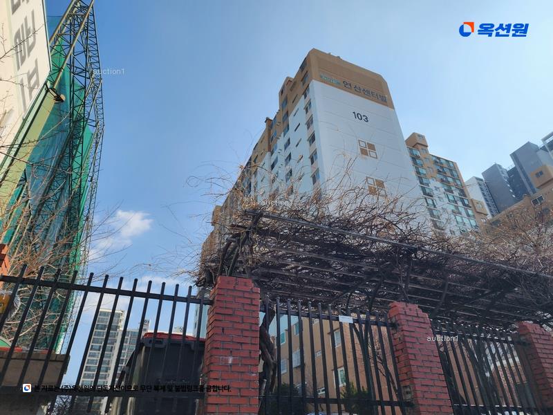 2025타경21451 부산광역시 연제구 거제천로230번길 53, 연산센터빌 14층 1408호 아파트[공급31평형] 경매 이미지