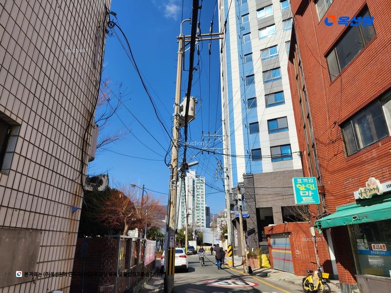 2024타경67421 부산광역시 동래구 충렬대로238번가길 49-5, 아델리아 13층 1301호 오피스텔 경매 이미지