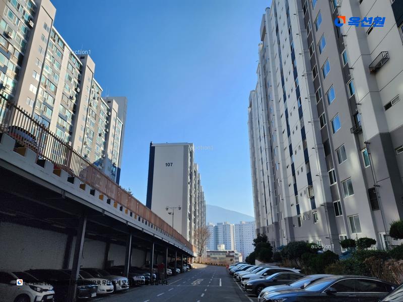 2024타경67759 부산광역시 동래구 충렬사로 39, 동래화목타운 106동 4층 406호 아파트[공급31평형] 경매 이미지