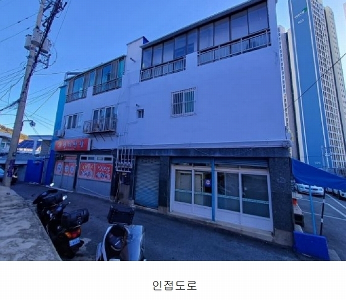 2025타경20993 부산광역시 영도구 웃서발로 101, 동삼맨션 1층 105호 다세대(빌라)[공급25평형] 경매 이미지