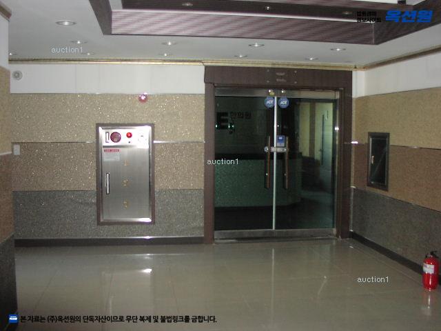 2025타경21101 부산광역시 부산진구 서전로 25, 이오스프라자 8층 801호 근린상가 경매 이미지