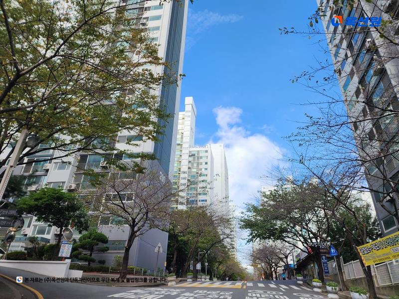 2025타경21501 부산광역시 부산진구 거제대로 37부산광역시 부산진구 거제○○○○, 현대아파트 207동 2층 204호현대아파○○ 아파트[공급31평형] 경매 이미지