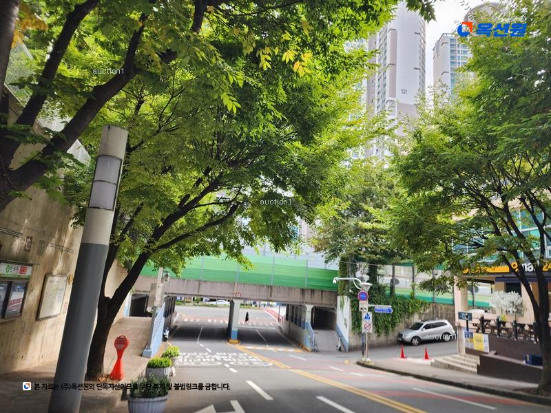 2025타경21501 부산광역시 부산진구 거제대로 37부산광역시 부산진구 거제○○○○, 현대아파트 207동 2층 204호현대아파○○ 아파트[공급31평형] 경매 이미지