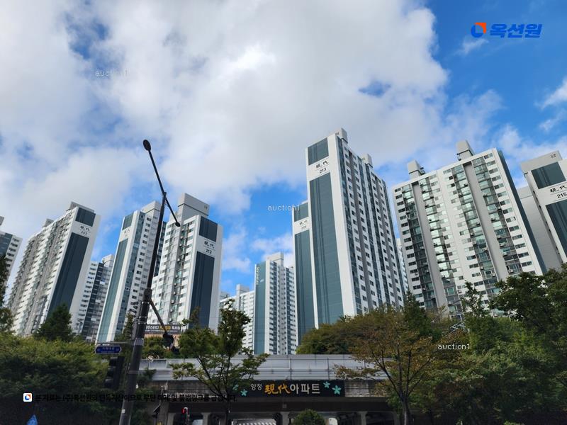 2025타경21501 부산광역시 부산진구 거제대로 37부산광역시 부산진구 거제○○○○, 현대아파트 207동 2층 204호현대아파○○ 아파트[공급31평형] 경매 이미지